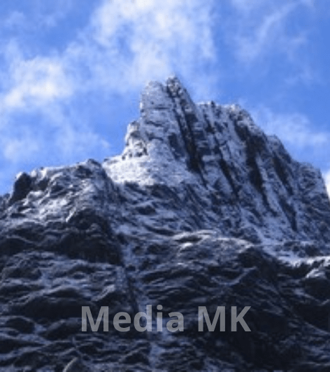 Cartenz Pyramid, Surga Tersembunyi di Pegunungan Papua