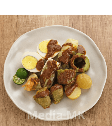 Siomay Bandung: Sejarah, Ciri Khas, dan Rahasia Kuah Kacang yang Bikin Ketagihan