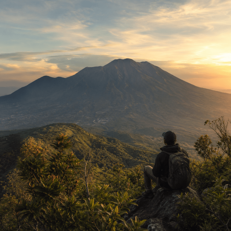 Mengenal Lebih Dekat Gunung Ungaran