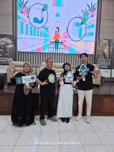 Dialog IPB University Dorong Mahasiswa Melihat Hutan Indonesia Secara Utuh